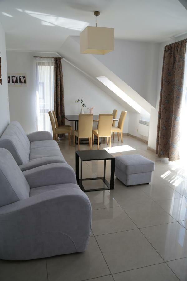 Apartament Ams A12 Apartment Rewal Luaran gambar